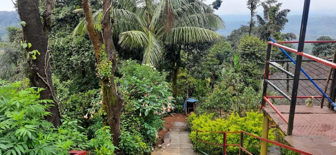Spinson Home Stay Madikeri Ngoại thất bức ảnh
